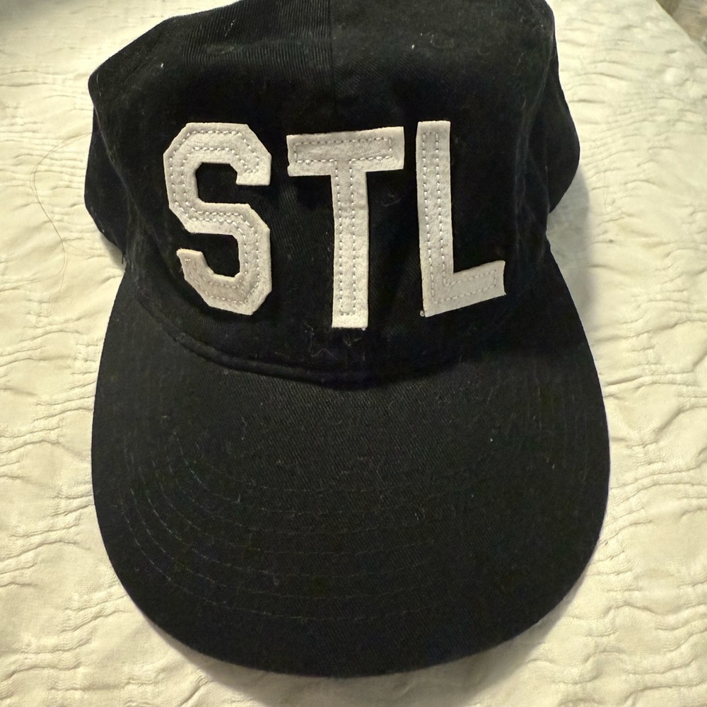 Avia Black Cap with White STL Letters